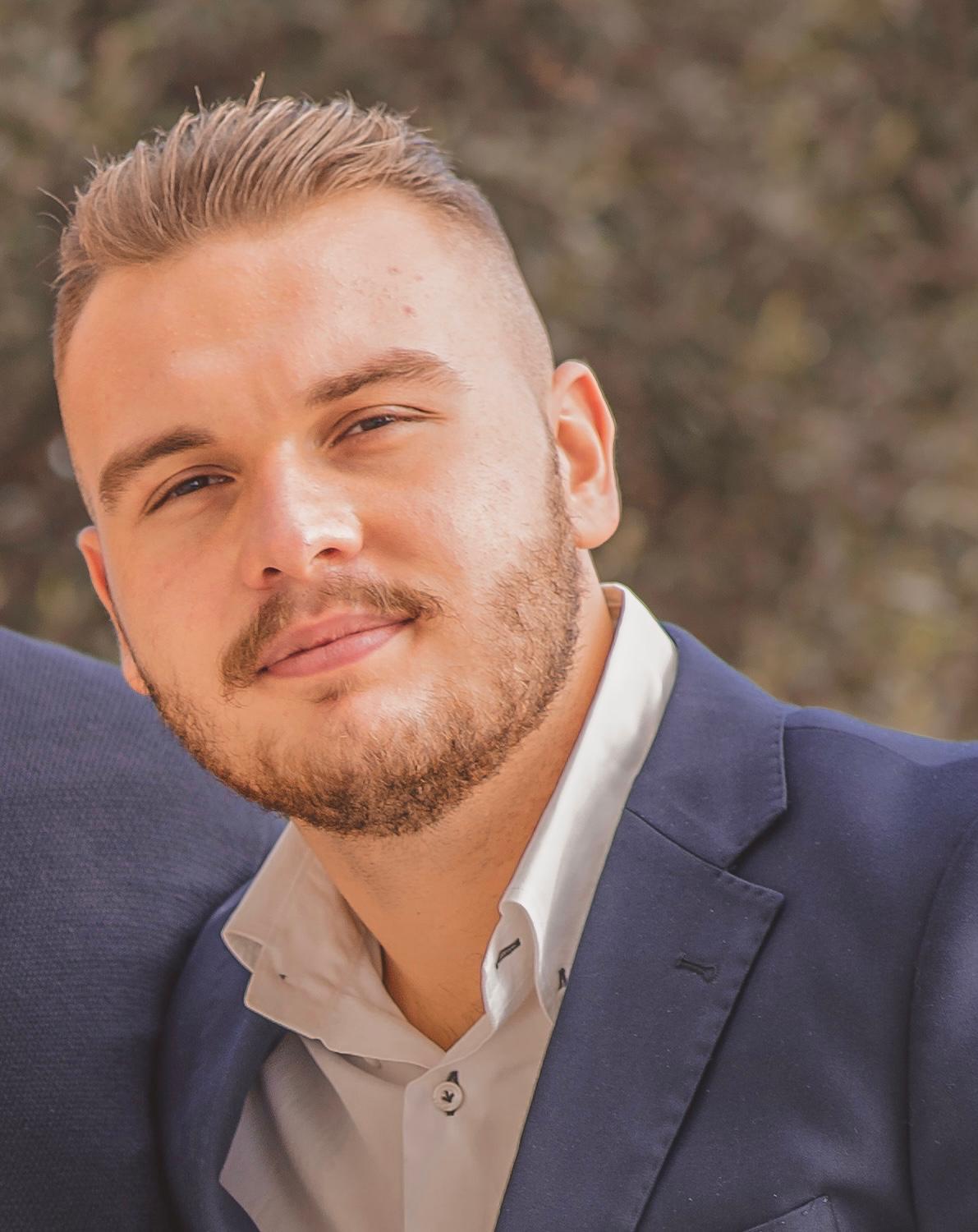 Gabriel Pinos